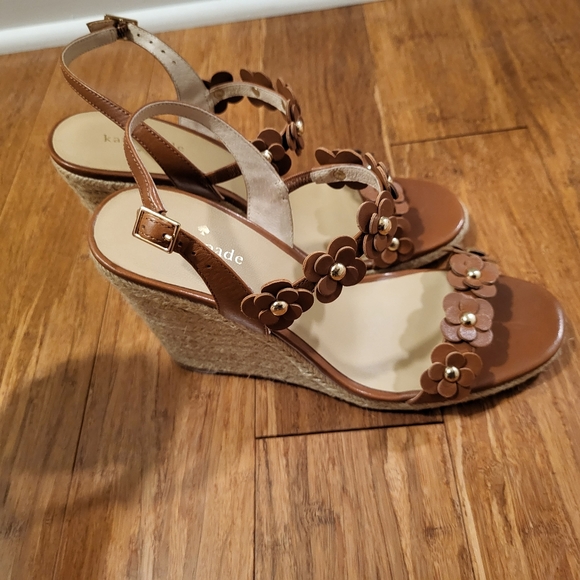 Kate Spade Brown Leather Floral Strap Espadrille Wedge Sandals 8 - Picture 5 of 10